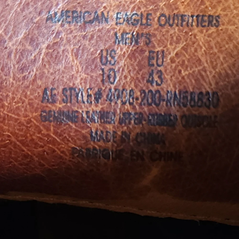American Eagle Outfitters Dark Brown Leather Wingtip Oxford Men's Size 10